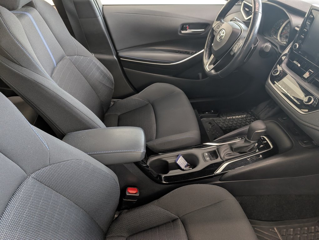 Toyota Corolla SE GR AMELIORER, A/C, 2022 à Magog, Québec - 8 - w1024h768px