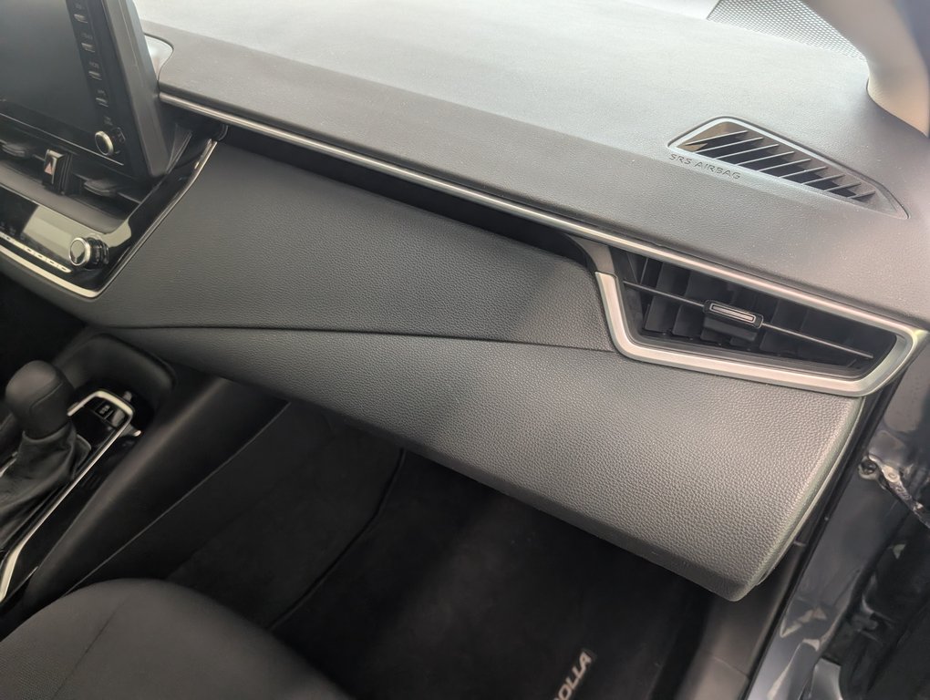 2022 Toyota Corolla LE, A/C, in Magog, Quebec - 9 - w1024h768px