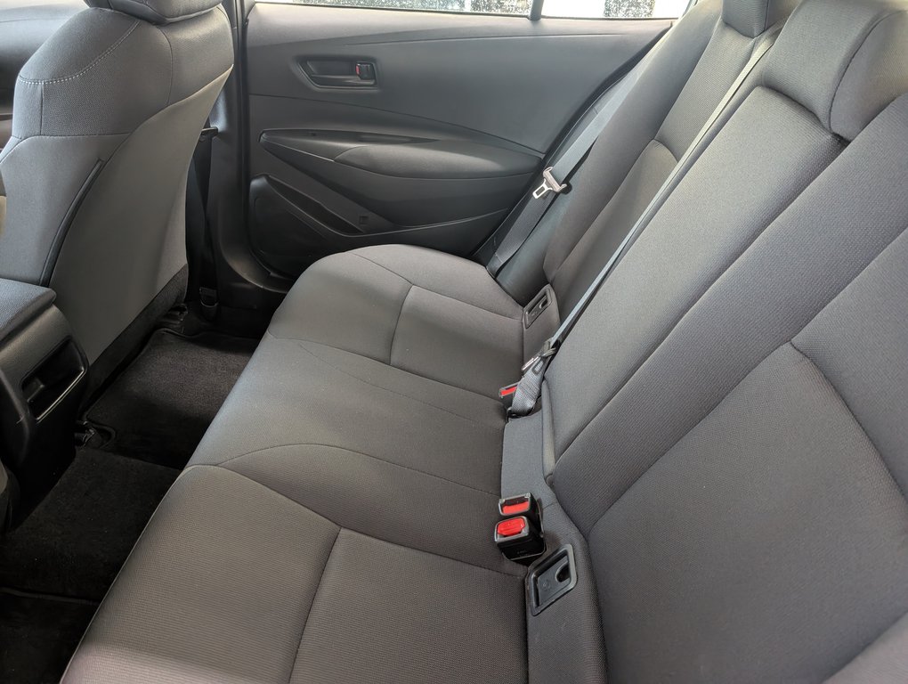 2022 Toyota Corolla LE, A/C, in Magog, Quebec - 10 - w1024h768px