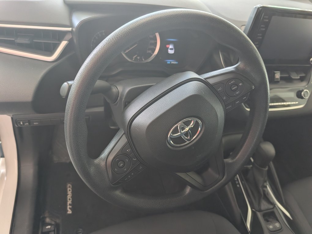 Toyota Corolla LE, AUTOMATIQUE, A/C, 2022 à Magog, Québec - 12 - w1024h768px