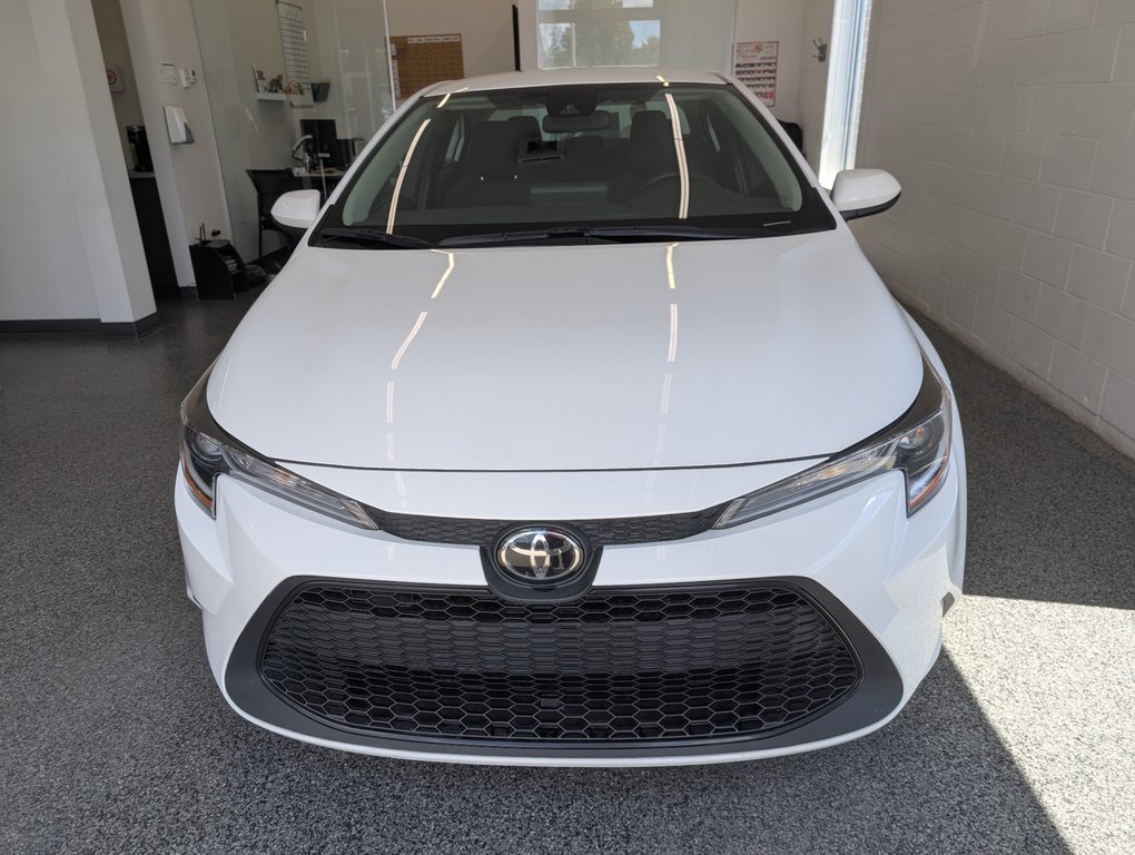 Toyota Corolla LE, AUTOMATIQUE, A/C, 2022 à Magog, Québec - 5 - w1024h768px