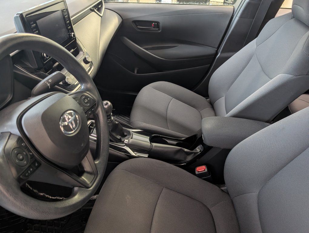 Toyota Corolla L 2022 à Magog, Québec - 12 - w1024h768px