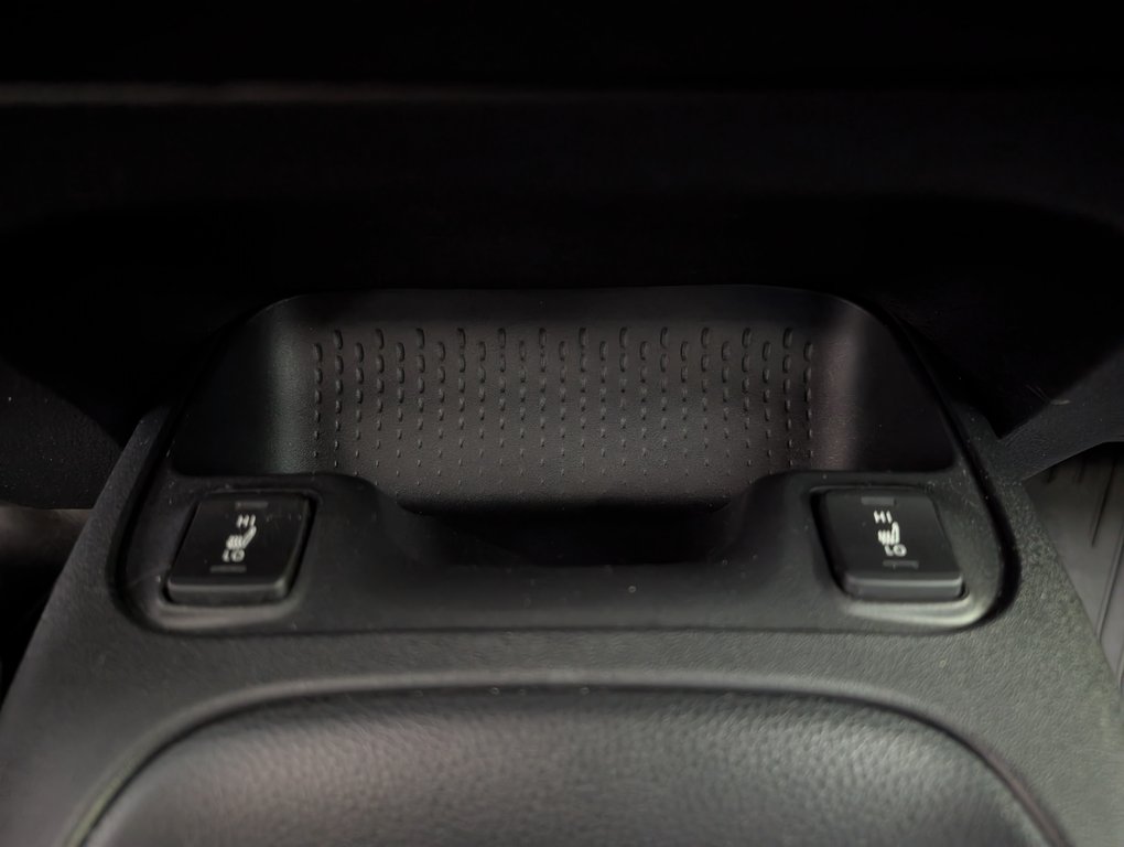 Toyota Corolla LE AUTOMATIQUE, 2022 à Magog, Québec - 15 - w1024h768px