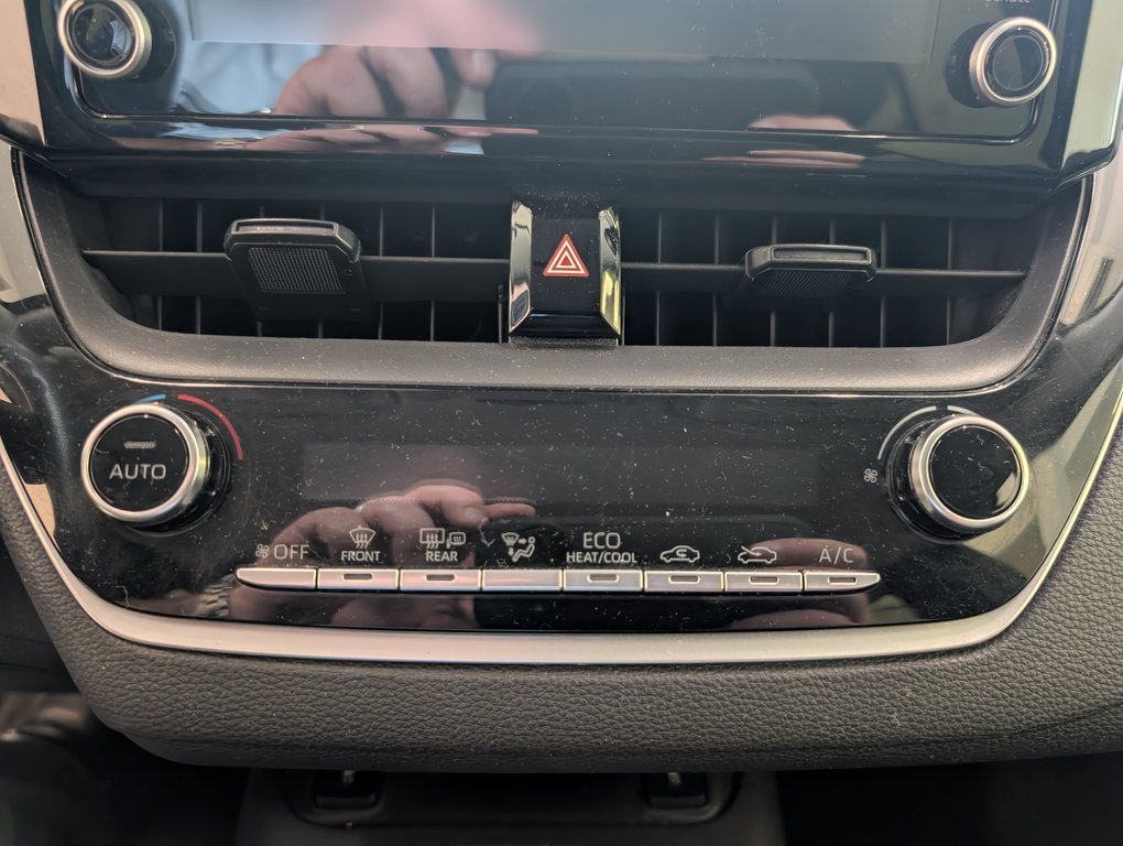 2022 Toyota Corolla LE, AUTOMATIQUE, in Magog, Quebec - 16 - w1024h768px