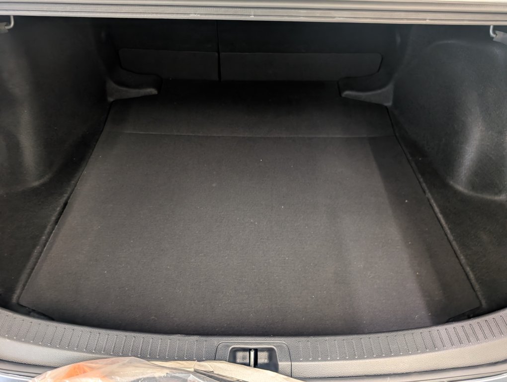 2022 Toyota Corolla LE, AUTOMATIQUE, A/C, in Magog, Quebec - 6 - w1024h768px