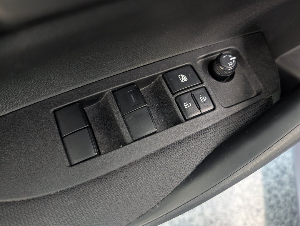 2022 Toyota Corolla LE, AUTOMATIQUE, A/C, in Magog, Quebec - 13 - w1024h768px