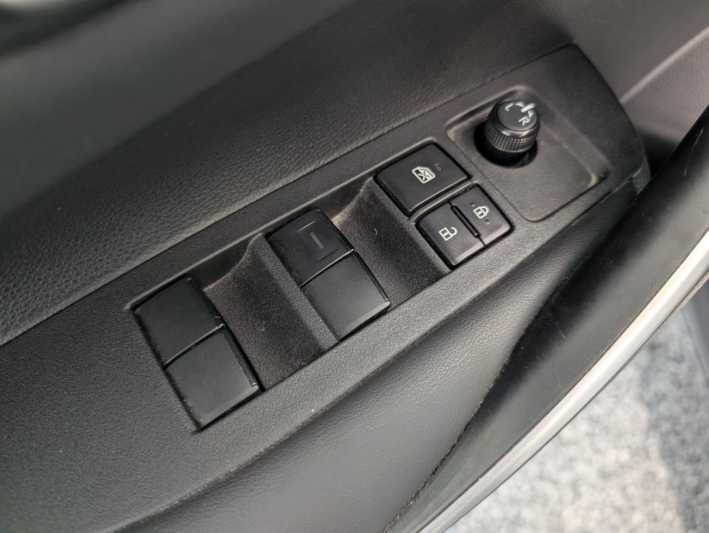 Toyota Corolla SE, CVT 2022 à Magog, Québec - 13 - w1024h768px