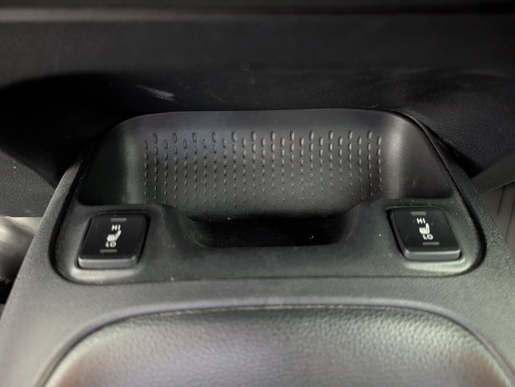 Toyota Corolla SE, CVT 2022 à Magog, Québec - 17 - w1024h768px