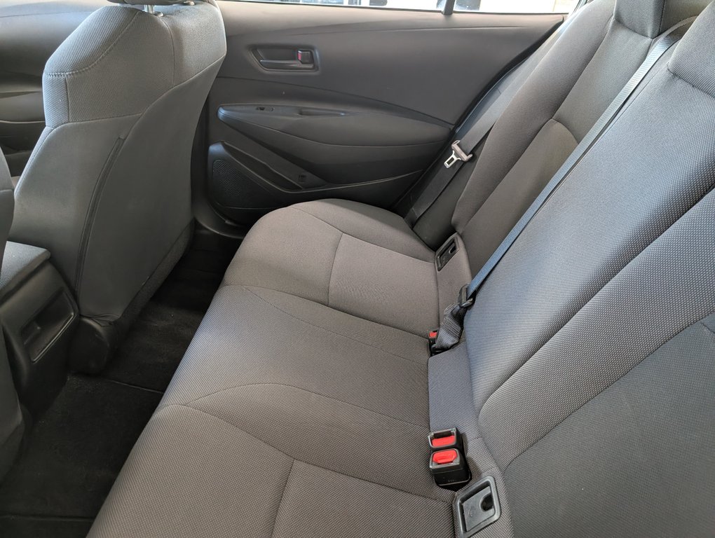 Toyota Corolla L 2022 à Magog, Québec - 9 - w1024h768px