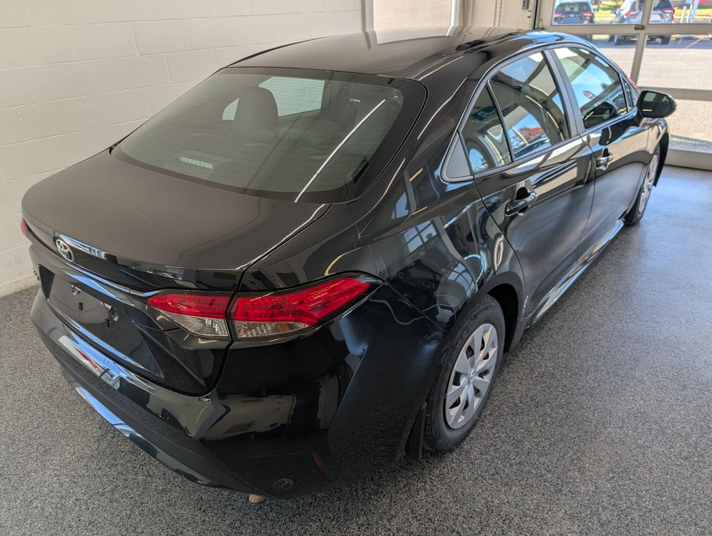 Toyota Corolla L 2022 à Magog, Québec - 4 - w1024h768px