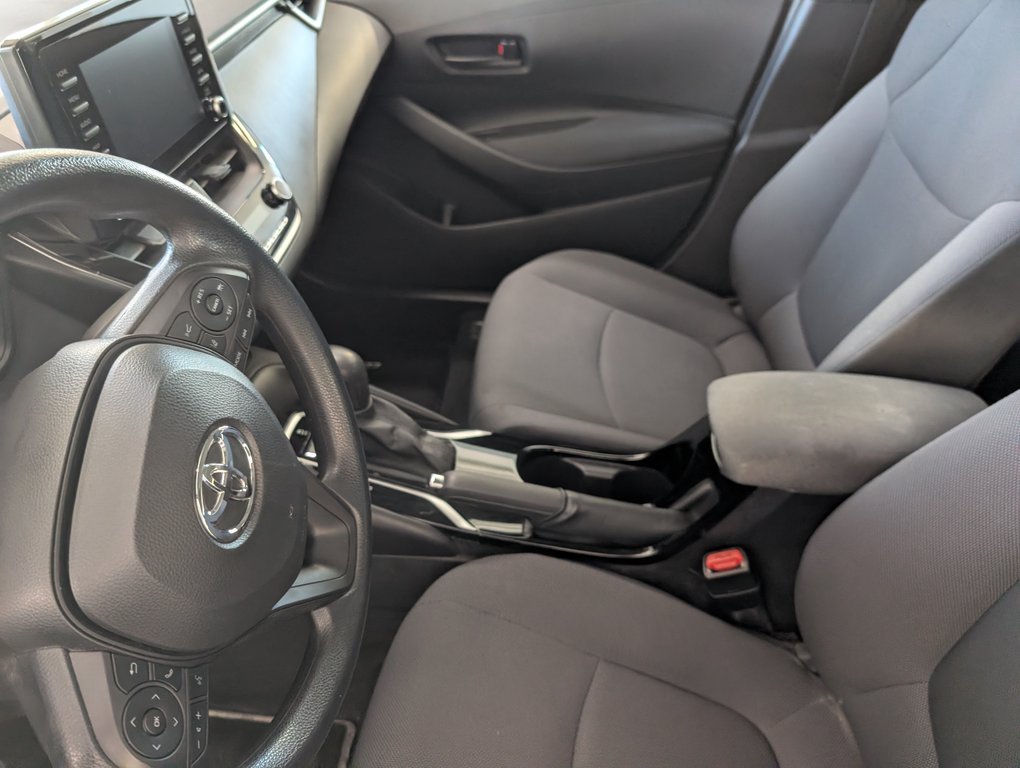 Toyota Corolla L 2022 à Magog, Québec - 10 - w1024h768px
