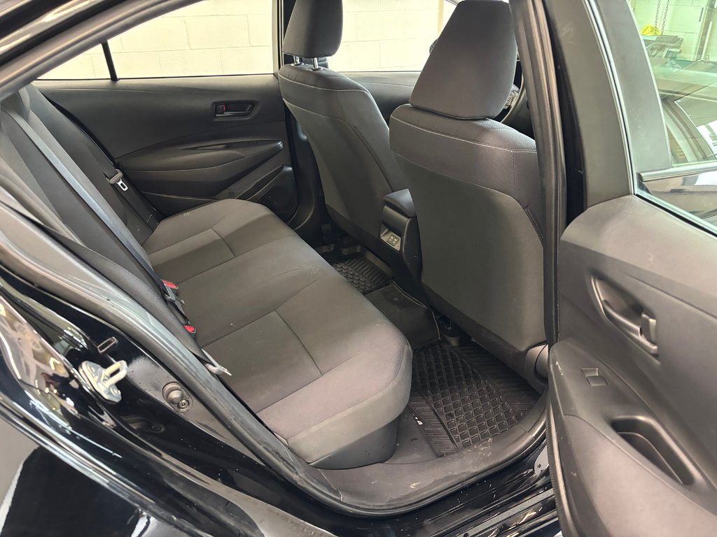 Toyota Corolla Hybrid LE 2023 à Magog, Québec - 8 - w1024h768px