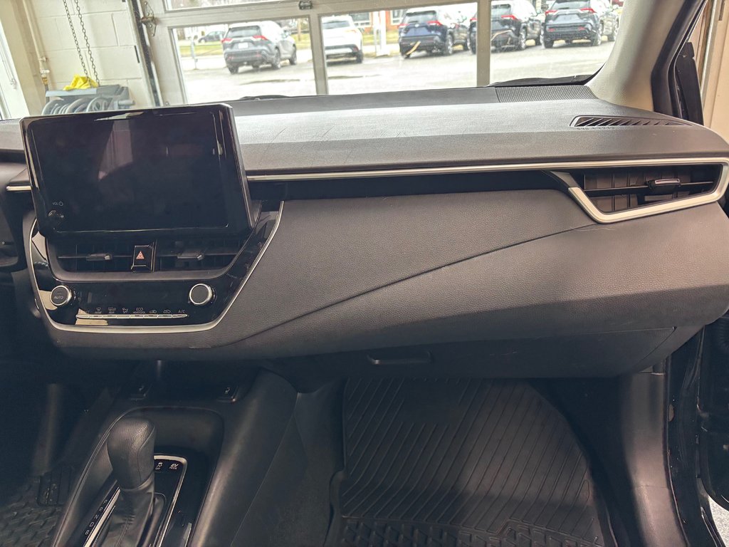 Toyota Corolla Hybrid LE 2023 à Magog, Québec - 10 - w1024h768px