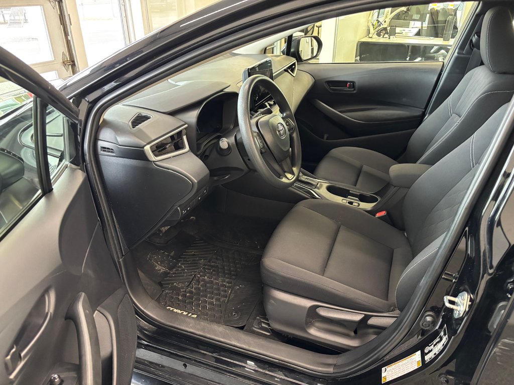 Toyota Corolla Hybrid LE 2023 à Magog, Québec - 12 - w1024h768px