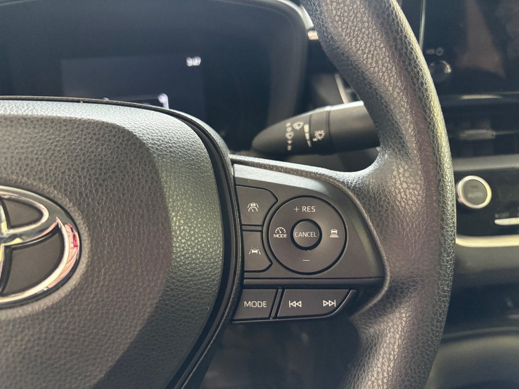 Toyota Corolla Hybrid LE 2023 à Magog, Québec - 20 - w1024h768px