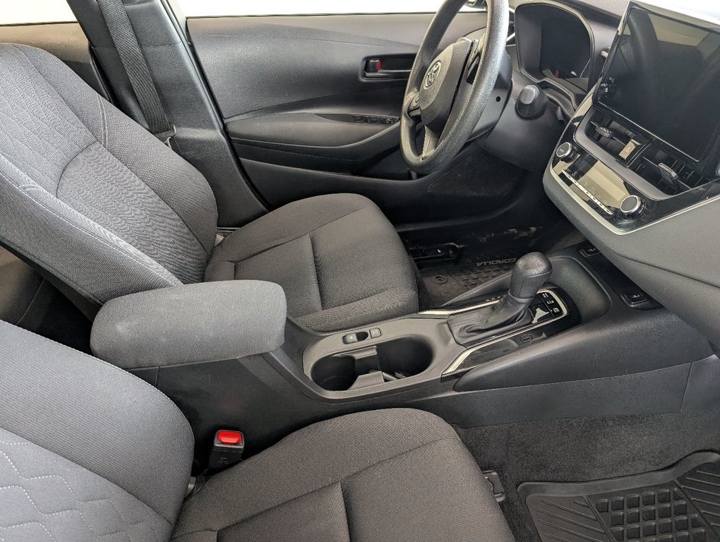 Toyota Corolla Hybrid LE, GARANTIE JUSQU EN 2028, 2024 à Magog, Québec - 9 - w1024h768px