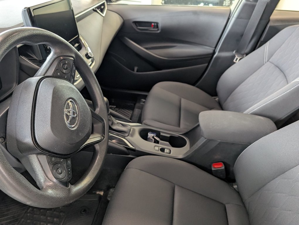 Toyota Corolla Hybrid LE, GARANTIE JUSQU EN 2028, 2024 à Magog, Québec - 12 - w1024h768px