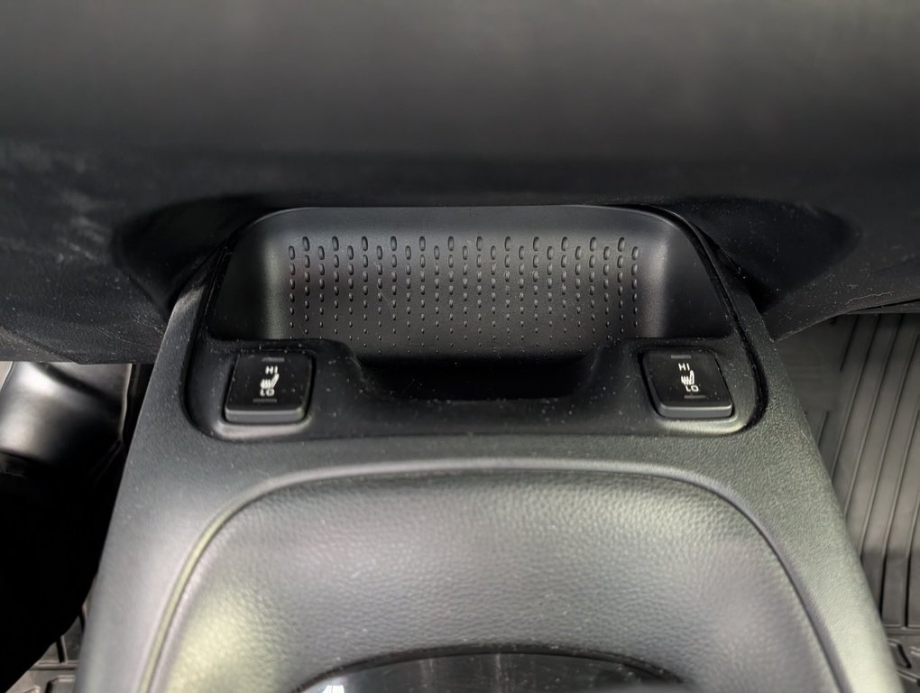 Toyota Corolla Hybrid LE, GARANTIE JUSQU EN 2028, 2024 à Magog, Québec - 18 - w1024h768px