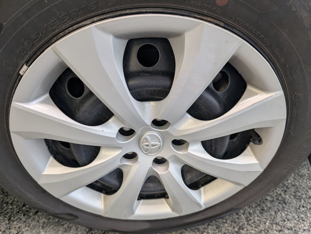 Toyota Corolla LE, AUTOMATIQUE, GARANTIE JUSQU EN 2029, 2024 à Magog, Québec - 23 - w1024h768px