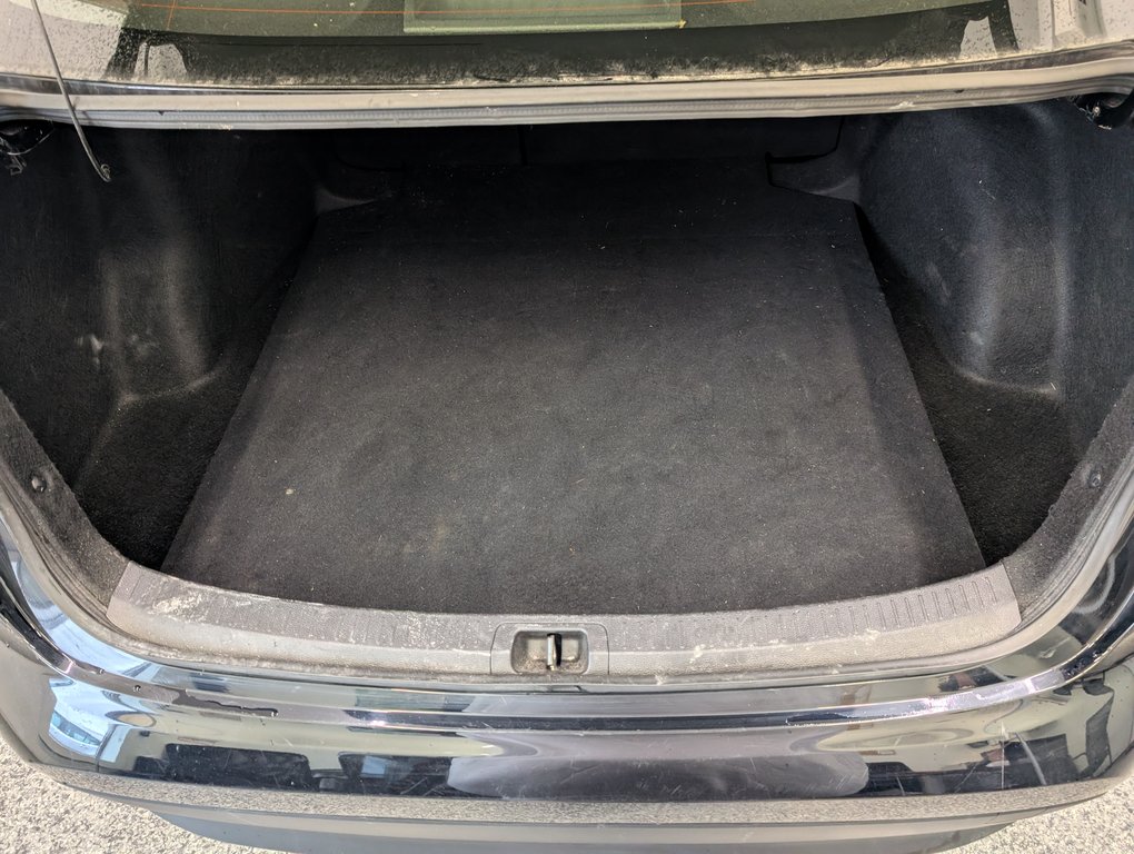 Toyota Corolla Hybride  LE AWD 2024 à Magog, Québec - 7 - w1024h768px