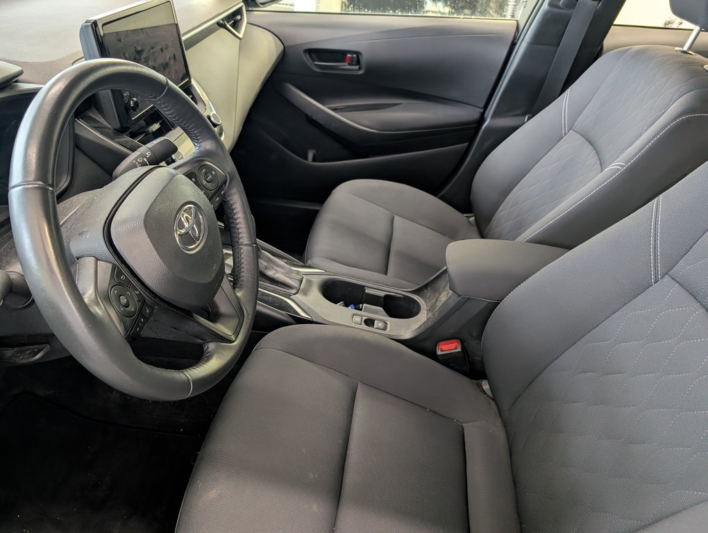 Toyota Corolla Hybride  LE AWD 2024 à Magog, Québec - 12 - w1024h768px