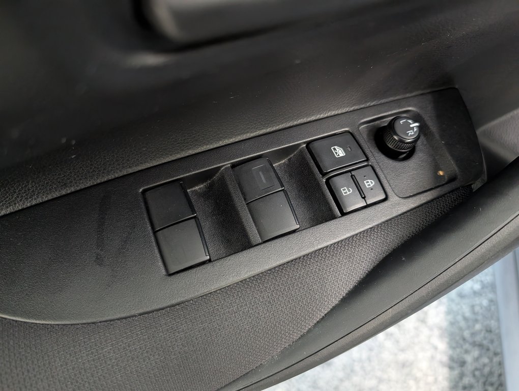 2024 Toyota Corolla Hybrid LE, GARANTIE JUSQU EN 2027, in Magog, Quebec - 13 - w1024h768px