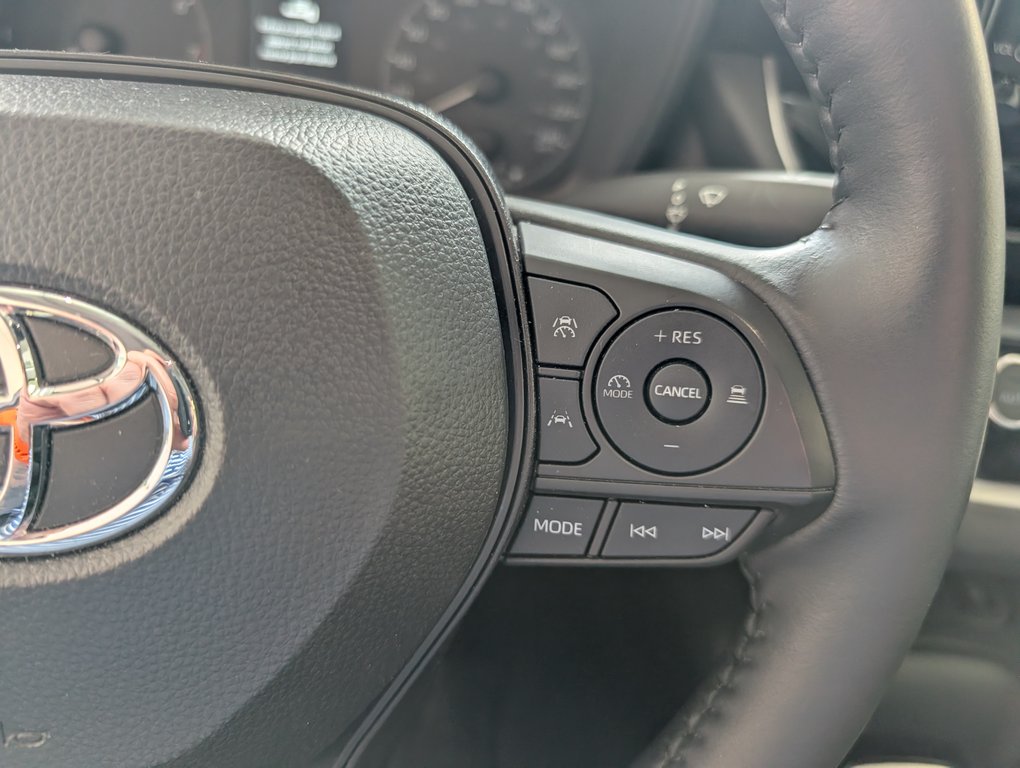 2024 Toyota Corolla LE in Magog, Quebec - 19 - w1024h768px