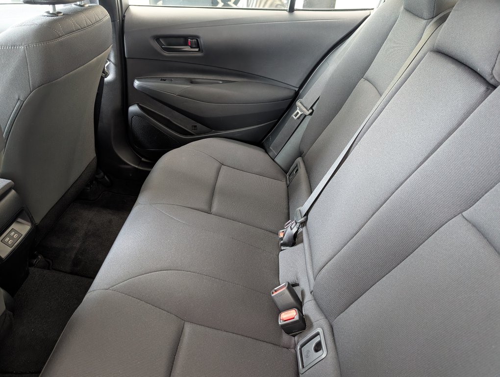 2024 Toyota Corolla LE in Magog, Quebec - 10 - w1024h768px