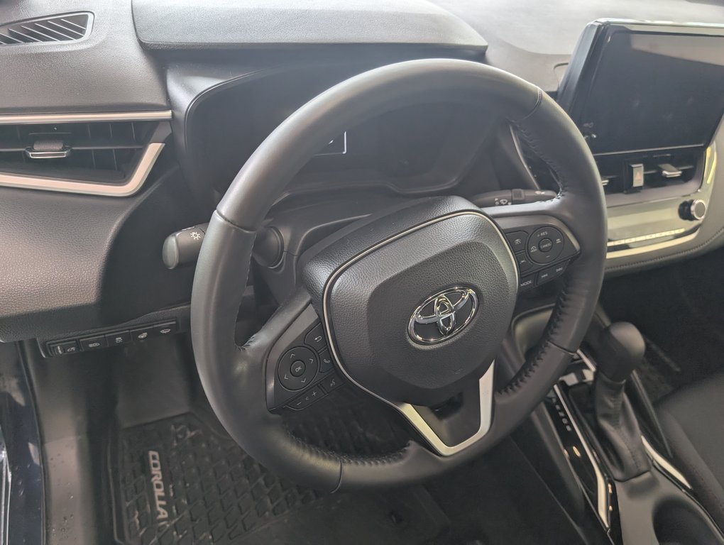 2025 Toyota Corolla HYBRIDE SE AWD in Magog, Quebec - 9 - w1024h768px