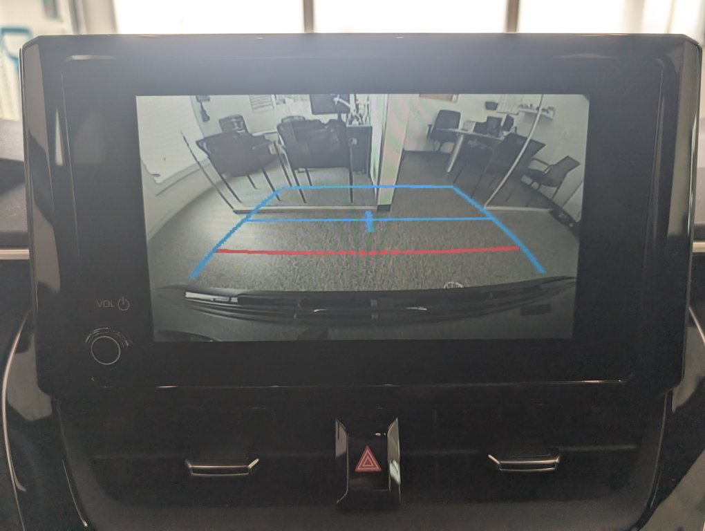 2025 Toyota Corolla HYBRIDE SE AWD in Magog, Quebec - 17 - w1024h768px