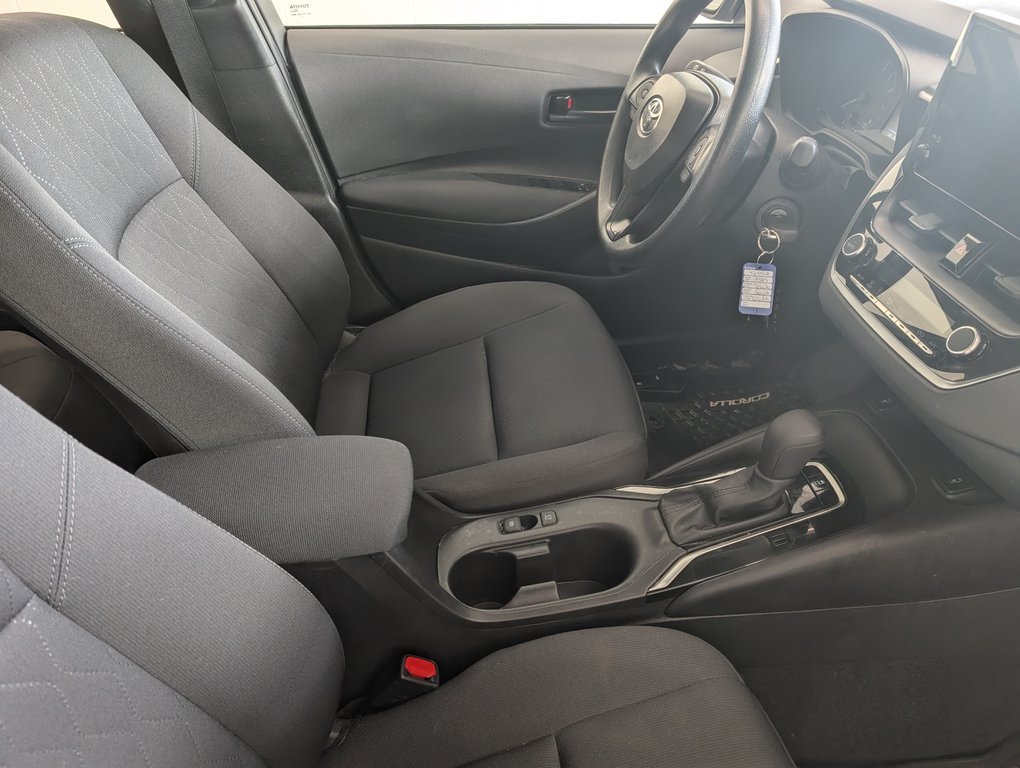 Toyota Corolla LE, AUTOMATIQUE, GARANTIE JUSQU EN 2030, 2025 à Magog, Québec - 8 - w1024h768px