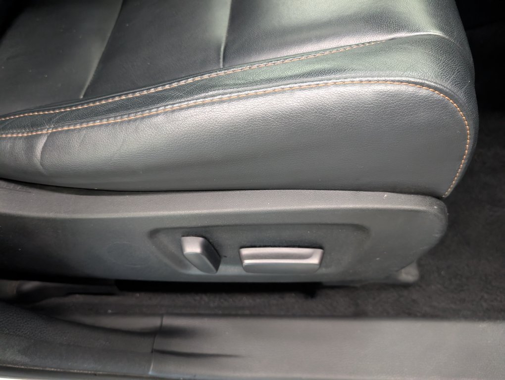 Toyota Highlander Hybrid XLE AWD 2017 à Magog, Québec - 8 - w1024h768px