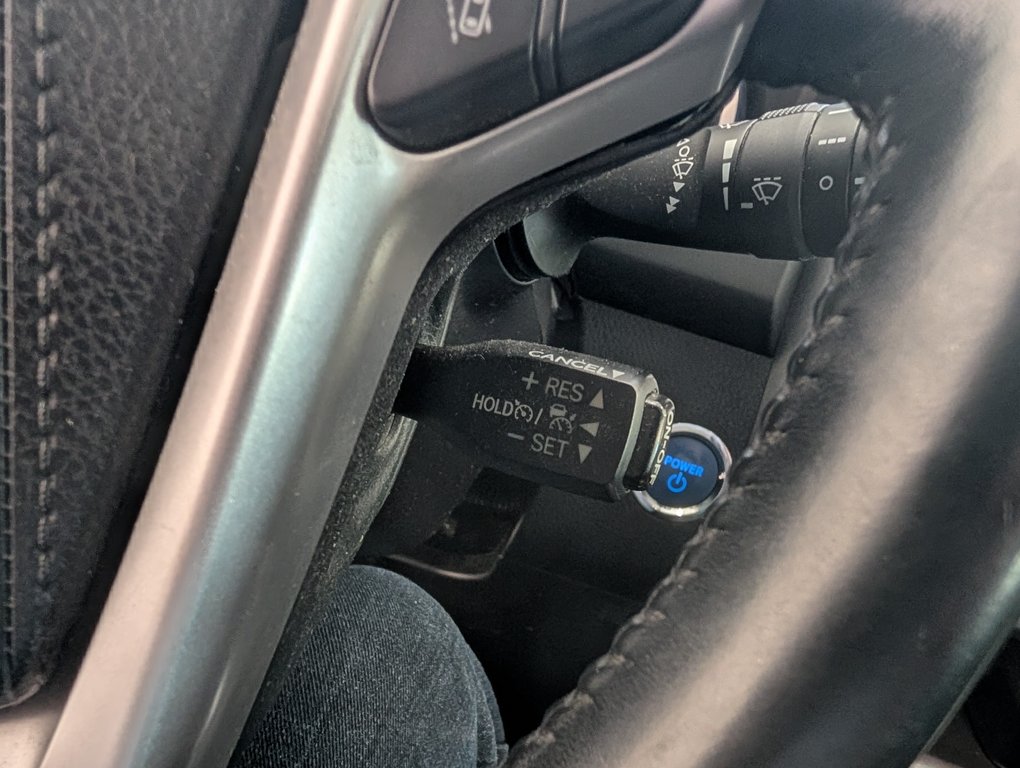 Toyota Highlander Hybrid XLE AWD 2017 à Magog, Québec - 18 - w1024h768px