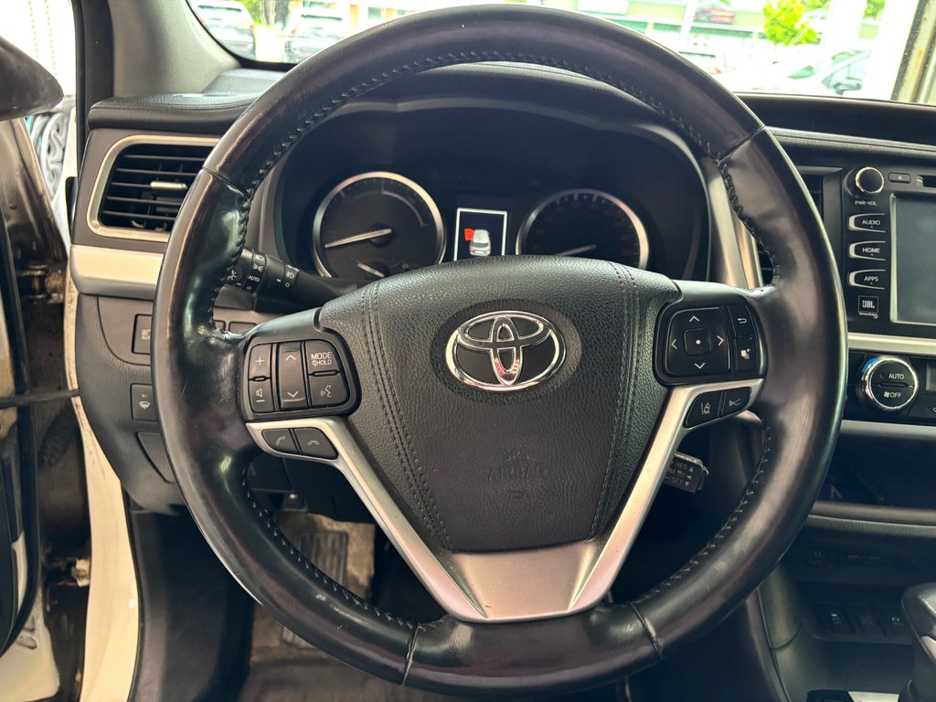 Toyota Highlander Hybrid Limited AWD, 2017 à Magog, Québec - 18 - w1024h768px