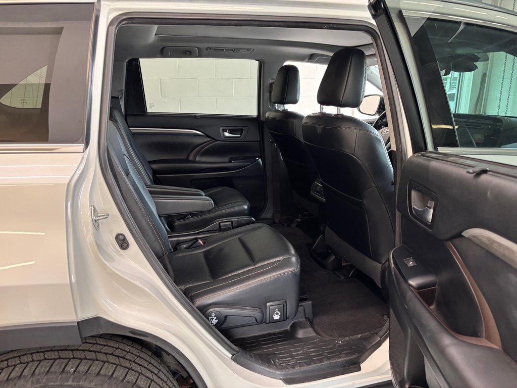 Toyota Highlander Hybrid Limited AWD, 2017 à Magog, Québec - 10 - w1024h768px