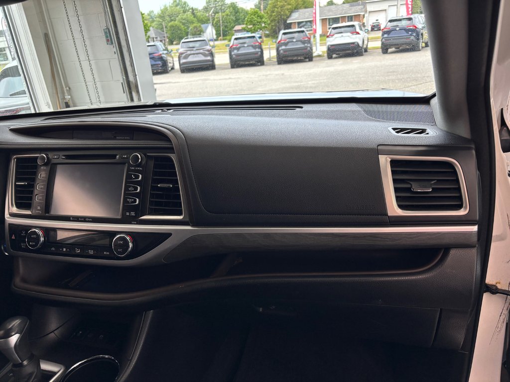 Toyota Highlander Hybrid Limited AWD, 2017 à Magog, Québec - 9 - w1024h768px