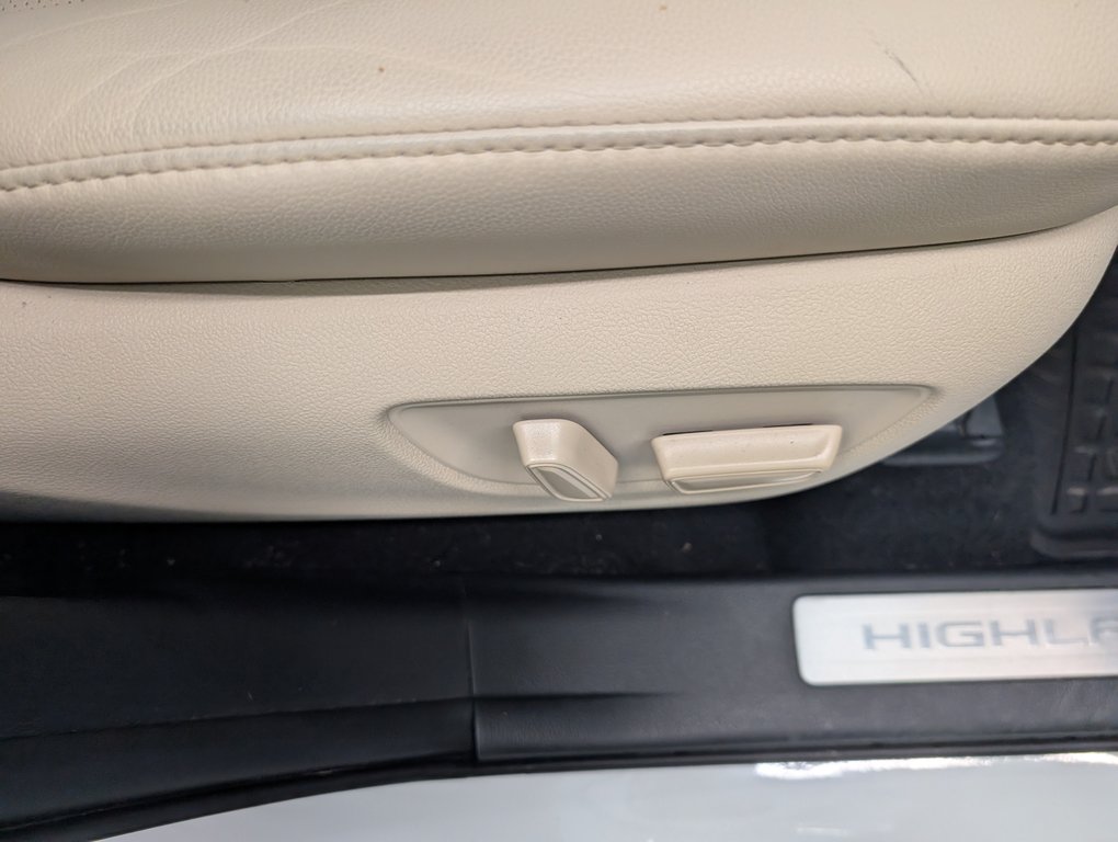 Toyota Highlander hybrid LIMITED PLATINUM, GARANTIUE JUSQU EN 2027, 2020 à Magog, Québec - 10 - w1024h768px