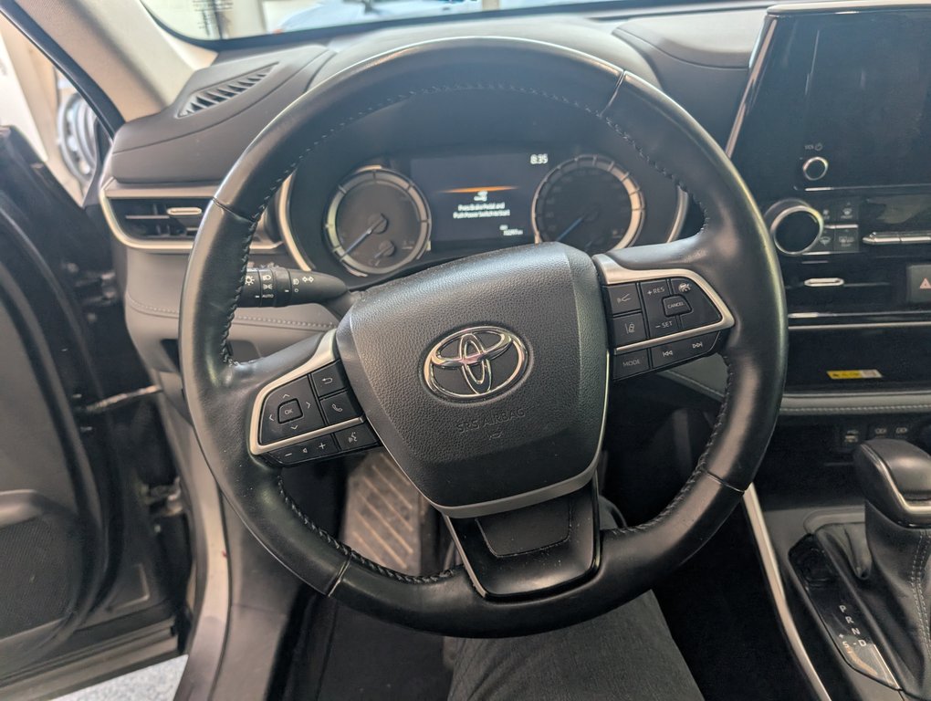 Toyota Highlander hybrid XLE AWD, GARANTIE JUSQU EN 2028, 2023 à Magog, Québec - 16 - w1024h768px