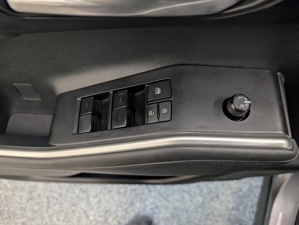 Toyota Highlander hybrid XLE AWD, GARANTIE JUSQU EN 2028, 2023 à Magog, Québec - 15 - w1024h768px