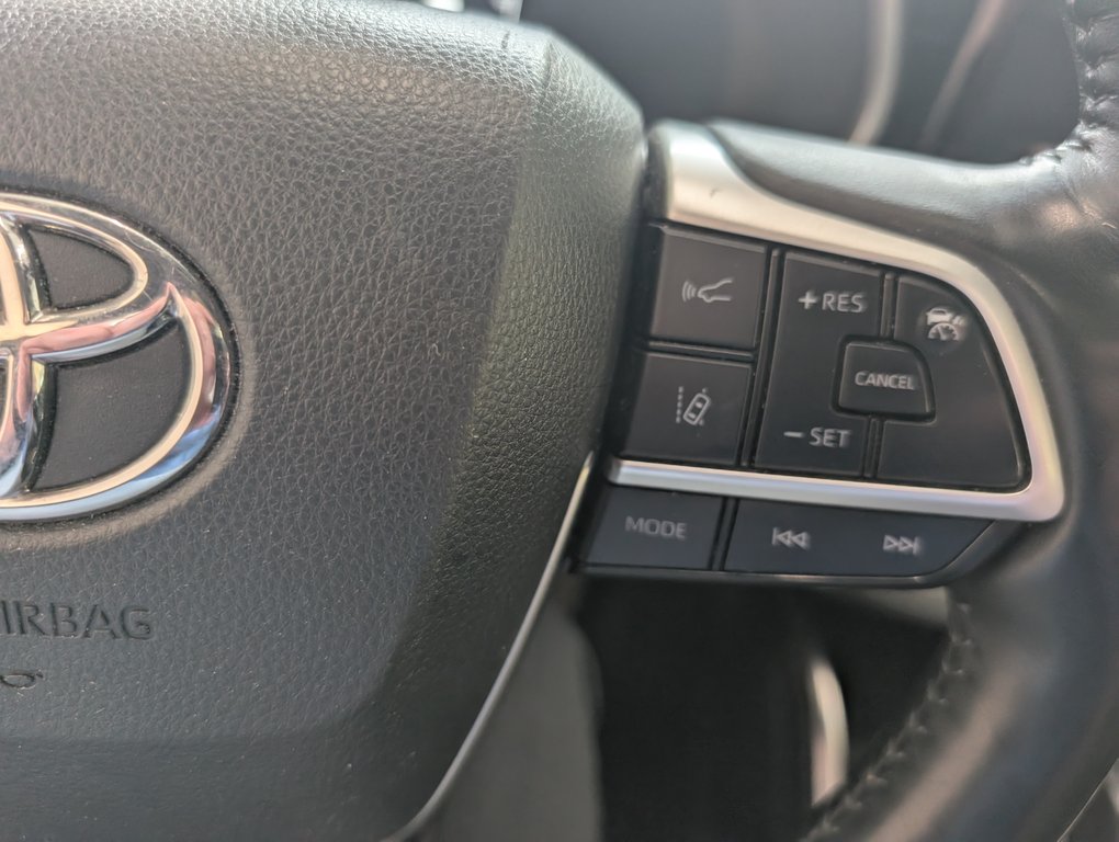 Toyota Highlander hybrid LIMITED, 2023 à Magog, Québec - 21 - w1024h768px