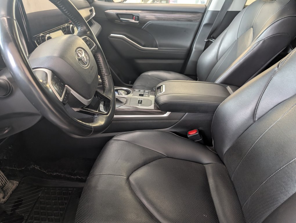 Toyota Highlander hybrid LIMITED, 2023 à Magog, Québec - 12 - w1024h768px