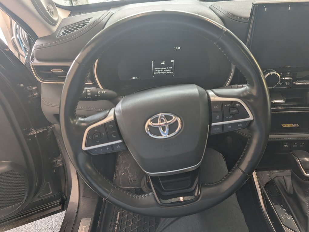 Toyota Highlander hybrid LIMITED, 2023 à Magog, Québec - 16 - w1024h768px