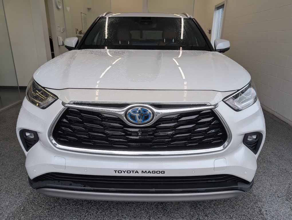 2023 Toyota Highlander hybrid LIMITED AWD, in Magog, Quebec - 3 - w1024h768px