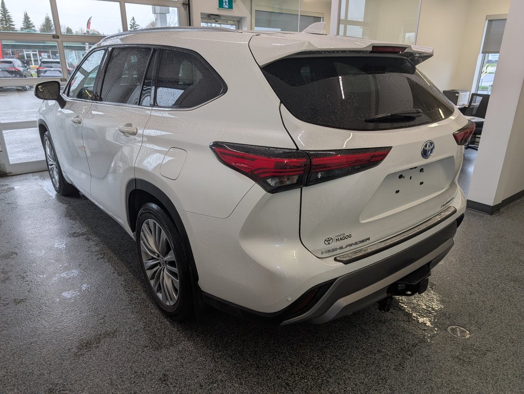 2023 Toyota Highlander hybrid LIMITED AWD, in Magog, Quebec - 5 - w1024h768px