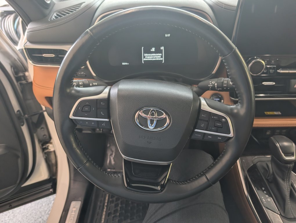 2023 Toyota Highlander hybrid LIMITED AWD, in Magog, Quebec - 17 - w1024h768px