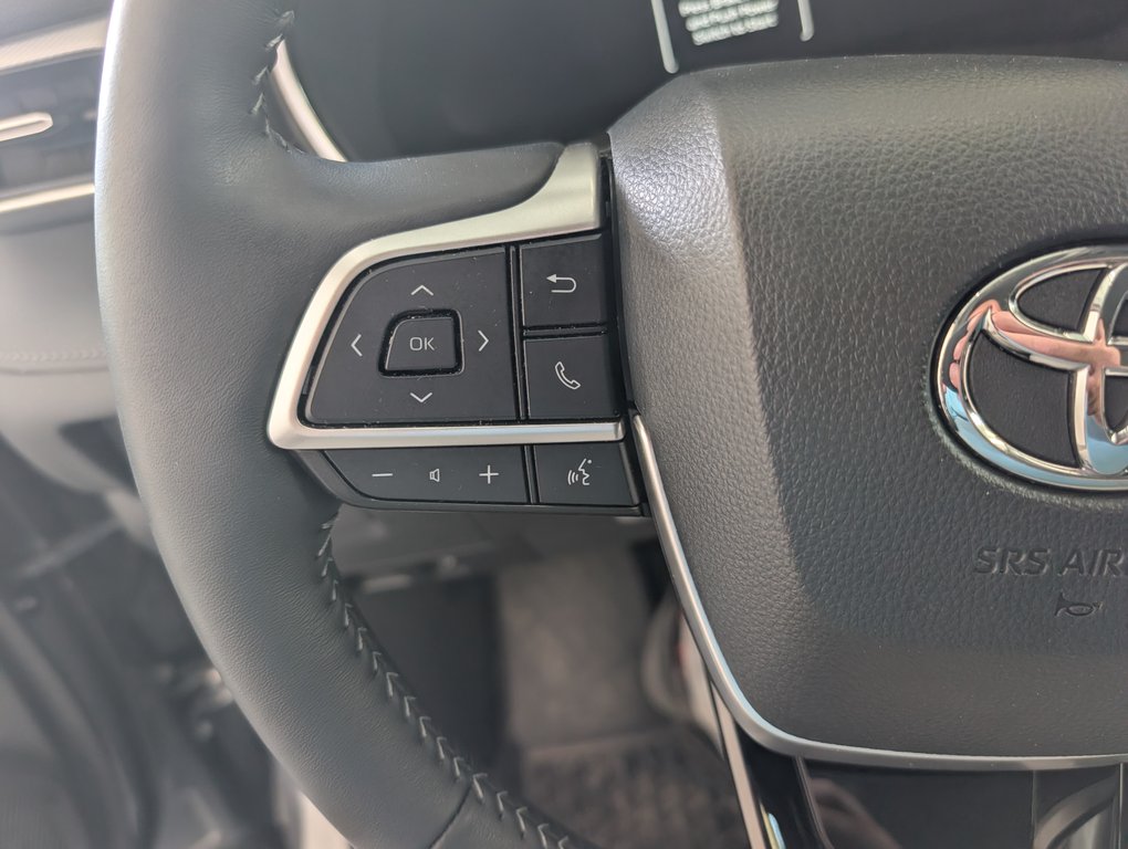 2026 Toyota Highlander Hybrid LIMITED AWD, in Magog, Quebec - 22 - w1024h768px