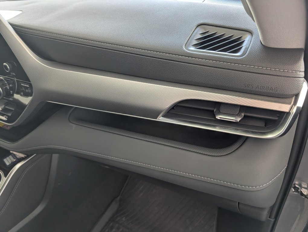 2026 Toyota Highlander Hybrid LIMITED AWD, in Magog, Quebec - 9 - w1024h768px