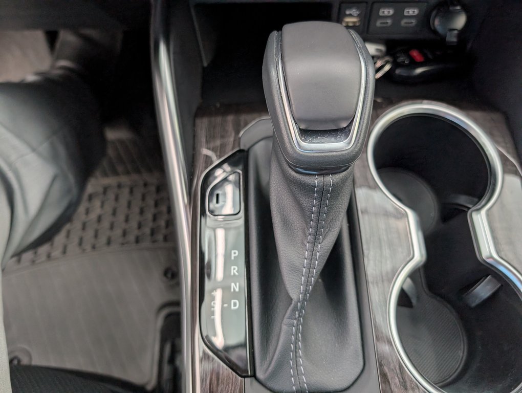 2026 Toyota Highlander Hybrid LIMITED AWD, in Magog, Quebec - 19 - w1024h768px