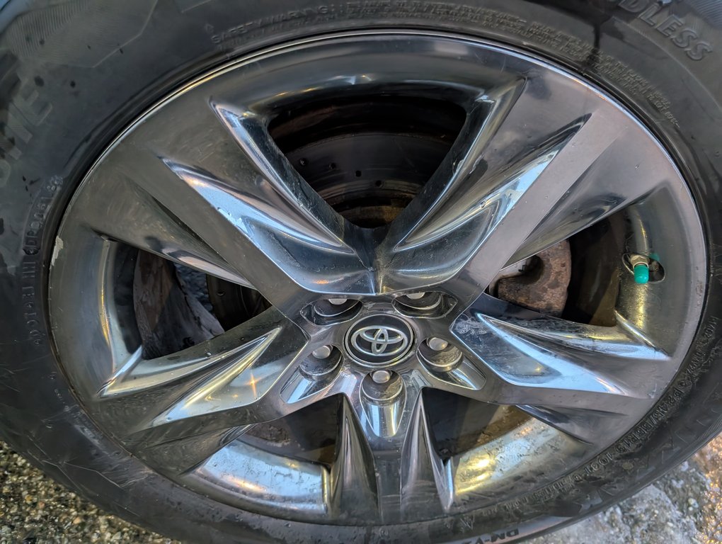 2017 Toyota Highlander Limited AWD, in Magog, Quebec - 29 - w1024h768px