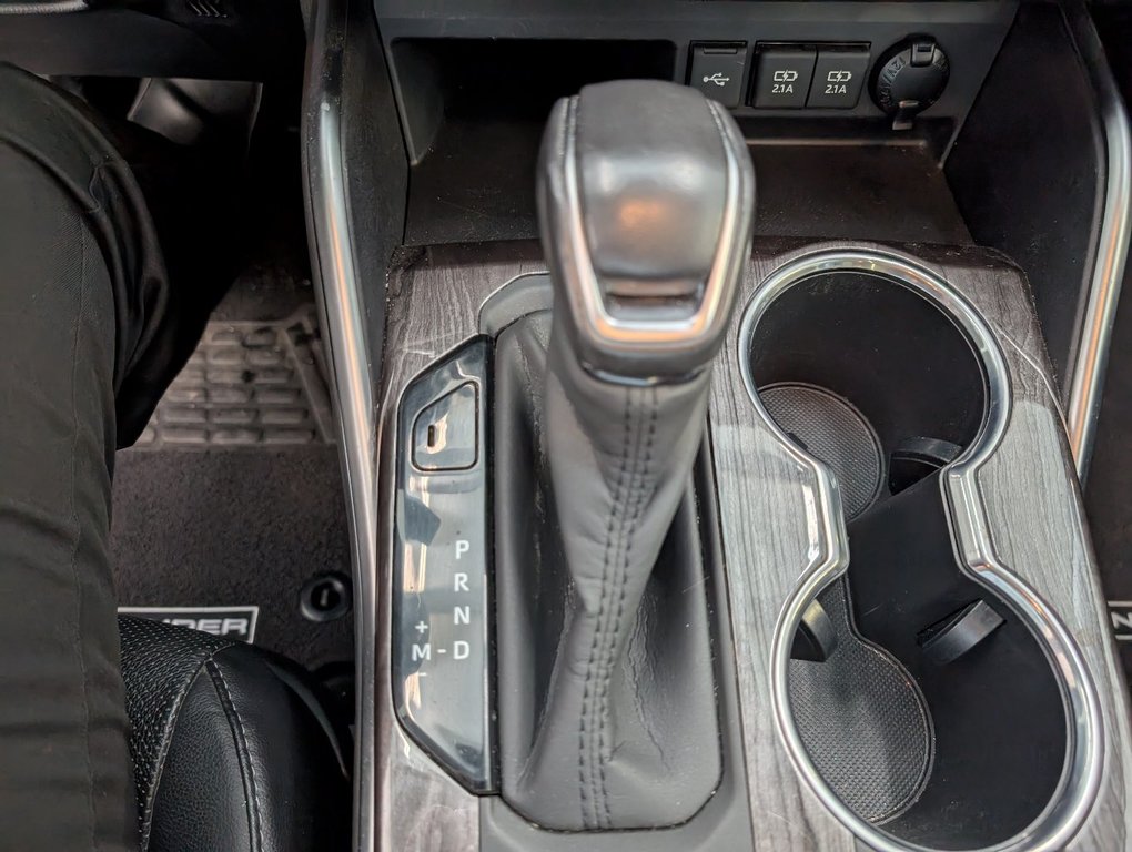 2020 Toyota Highlander Limited AWD, in Magog, Quebec - 20 - w1024h768px